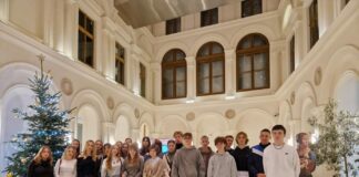Uczniowie I Liceum Ogólnokształcącego w Świeciu zwiedzili Kraków w ramach programu „Podróże z klasą”