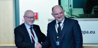 Marszałek Piotr Całbecki przewodniczącym Komisji NAT