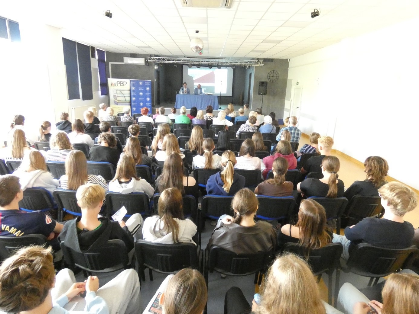 „Czas na historię” – lekcja pamięci o Mniszku-Grupie